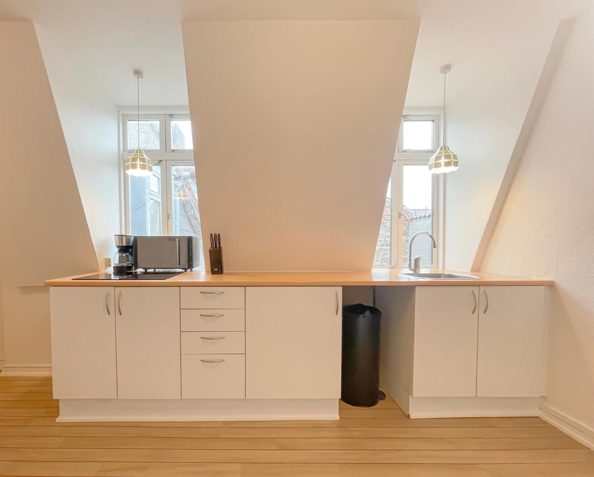 Rustic & Cozy 2Br In Heart Of Cph City By Stroget Köpenhamn Exteriör bild