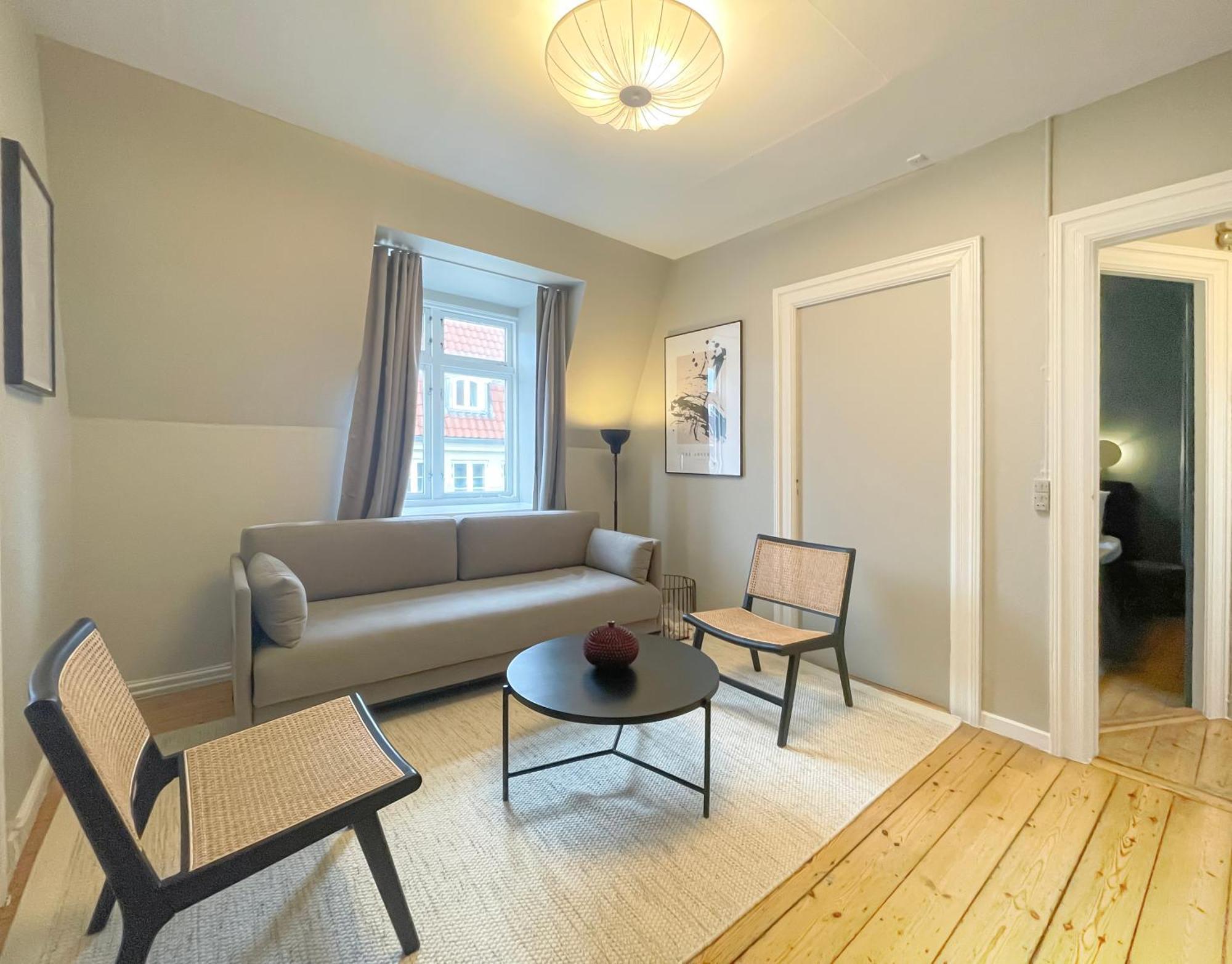 Rustic & Cozy 2Br In Heart Of Cph City By Stroget Köpenhamn Exteriör bild