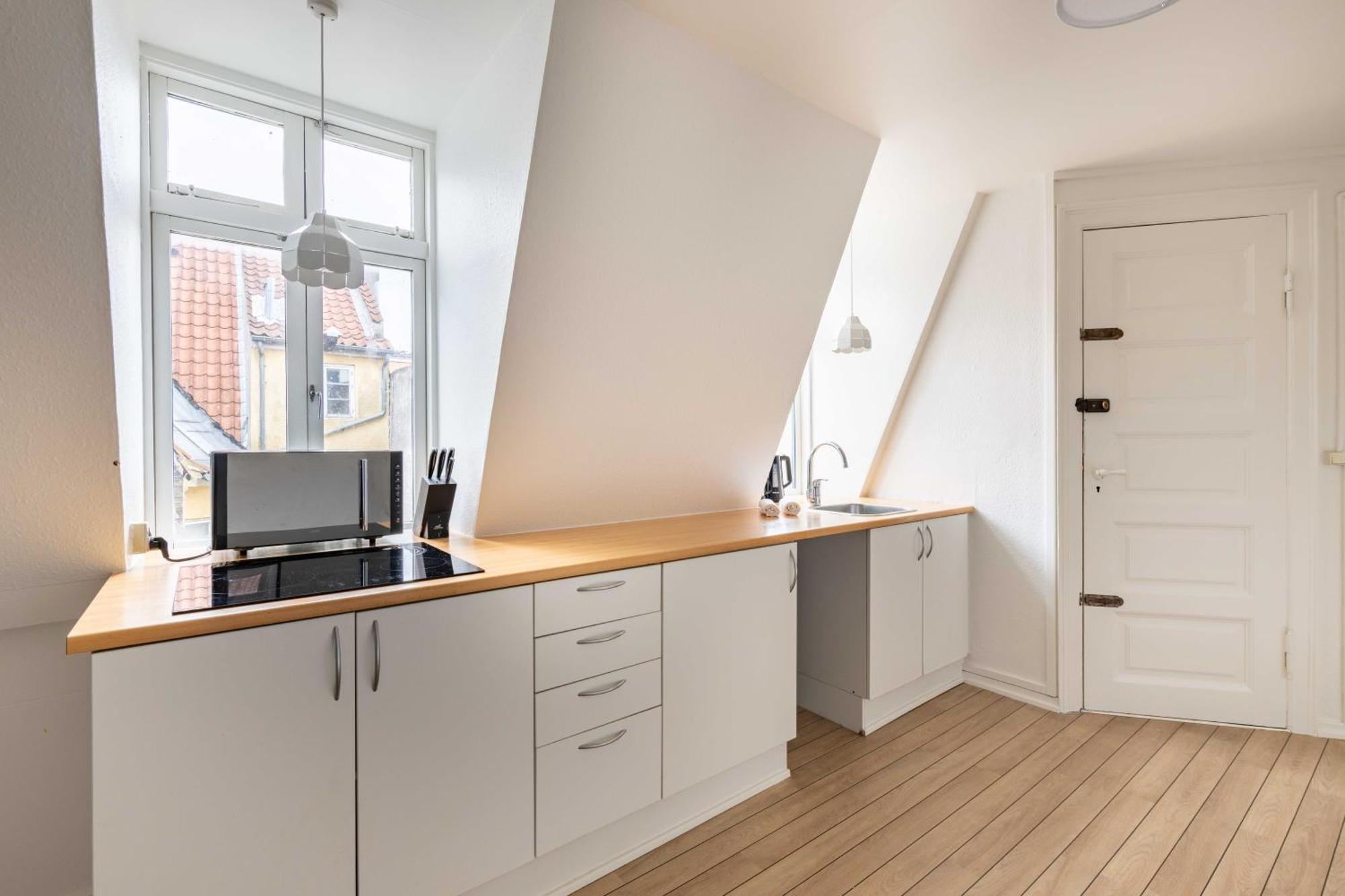 Rustic & Cozy 2Br In Heart Of Cph City By Stroget Köpenhamn Exteriör bild