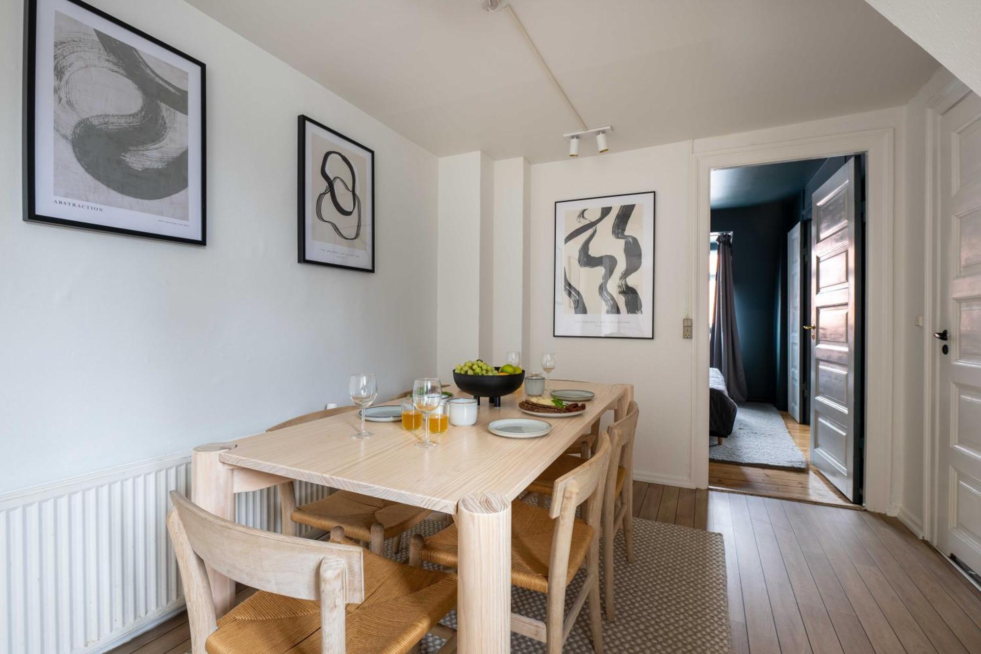 Rustic & Cozy 2Br In Heart Of Cph City By Stroget Köpenhamn Exteriör bild