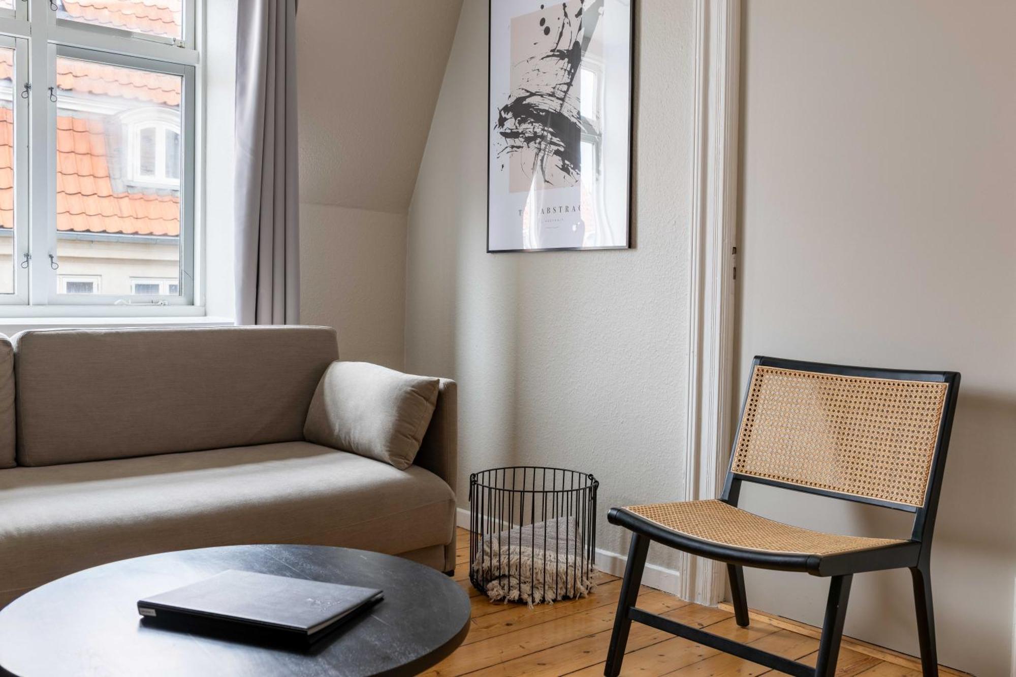Rustic & Cozy 2Br In Heart Of Cph City By Stroget Köpenhamn Exteriör bild