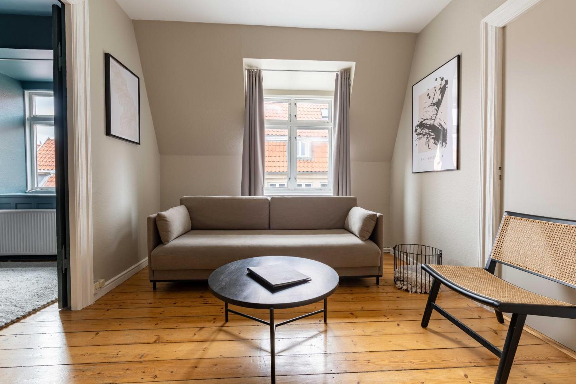 Rustic & Cozy 2Br In Heart Of Cph City By Stroget Köpenhamn Exteriör bild